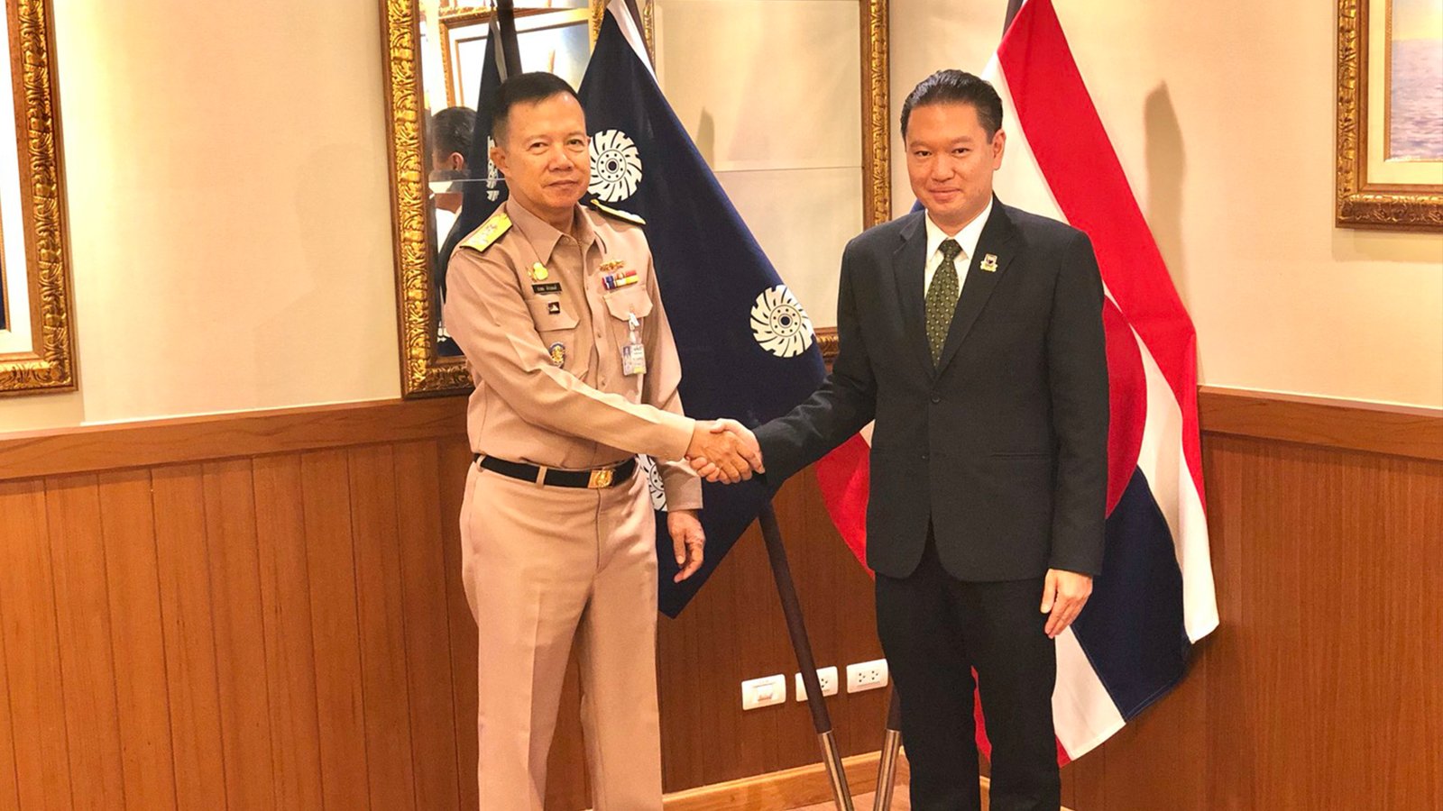 ดร. สิทธิวัตน์ กำกัดวงษ์ ประธานกรรมการบริหาร กลุ่มโรงพยาบาล IMH