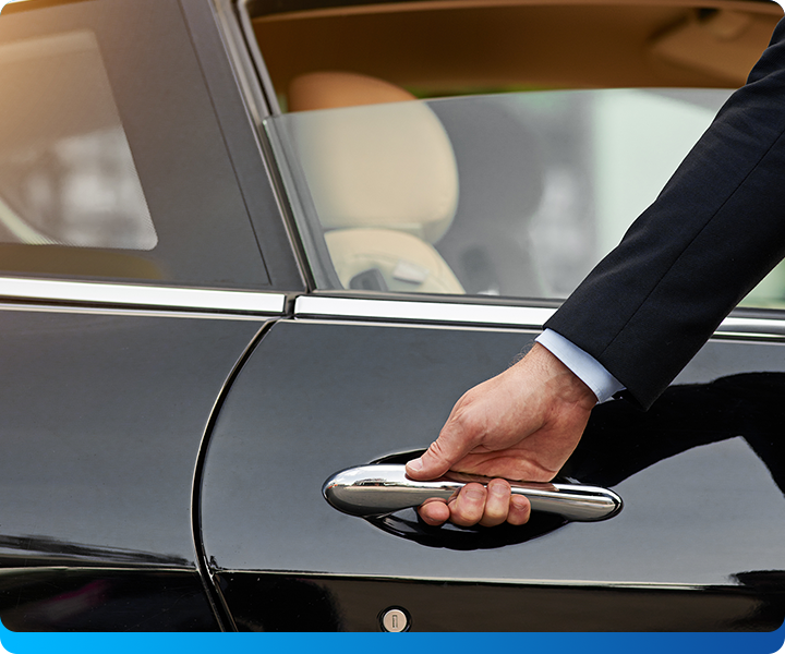 รถรับส่ง & คนขับ ﻿ ﻿(Transportation)