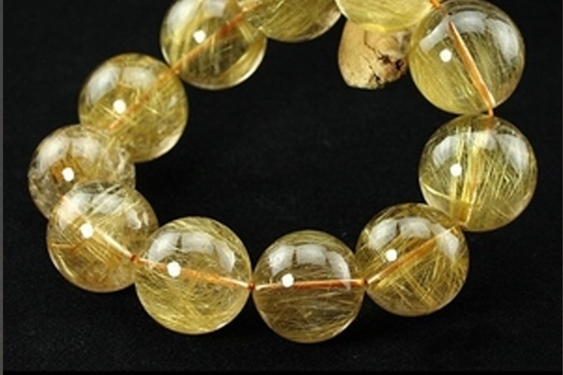 Gold Rutilated Quartz (ไหมทอง) หินเรียกเงิน เรียกทอง Gold Rutilated Quartz (ไหมทอง) หินเรียกเงิน เรียกทอง
