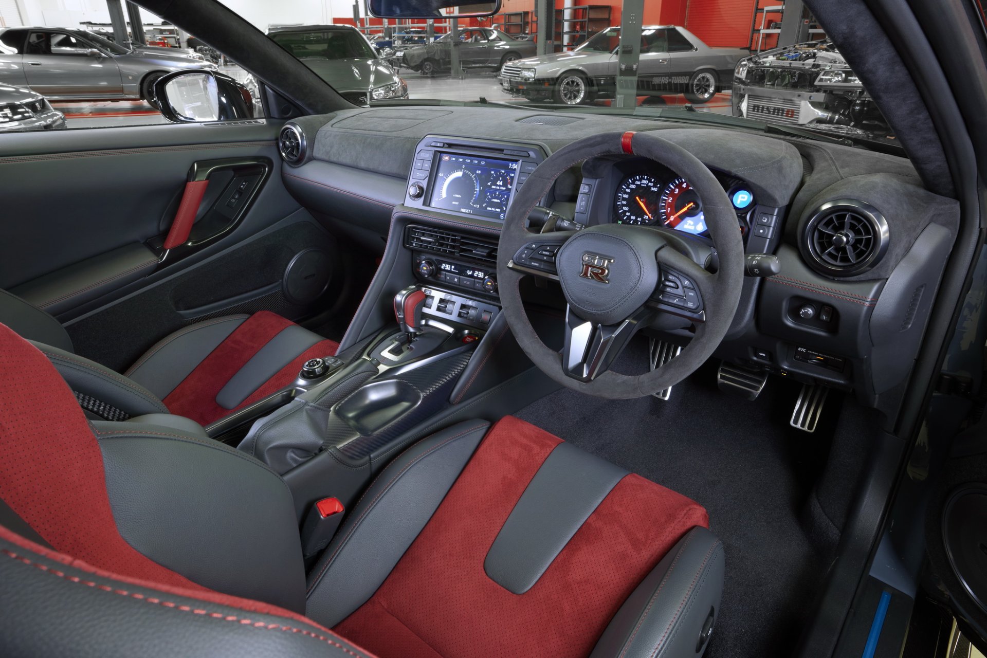 ตัวพิเศษใหม่! Nissan GTR NISMO Special Edition มีแถมของเล่นด้วยนะ