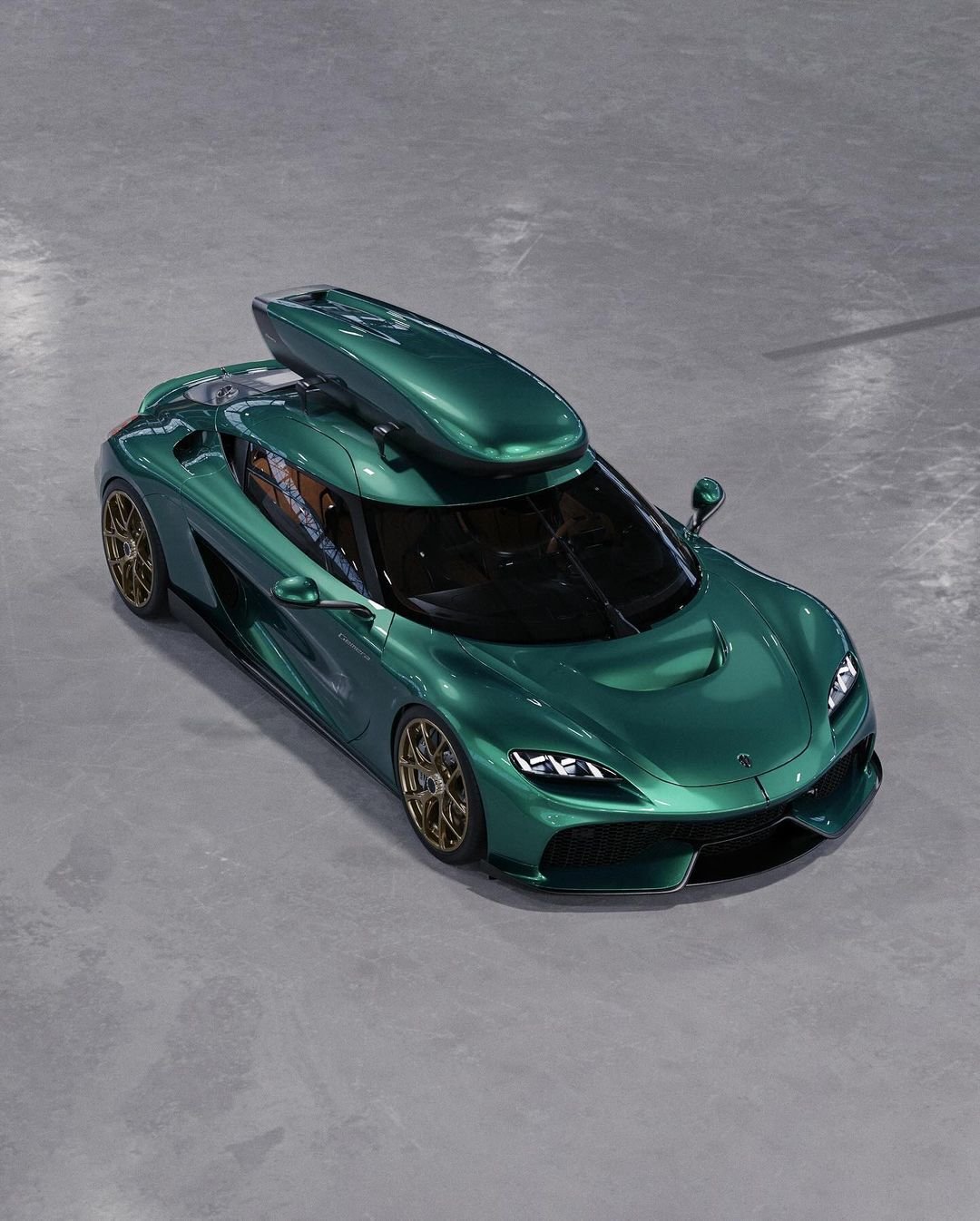 Koenigsegg เพิ่มความอเนกประสงค์ให้ Gemera ด้วยกล่องหลังคาใหม่ล่าสุด