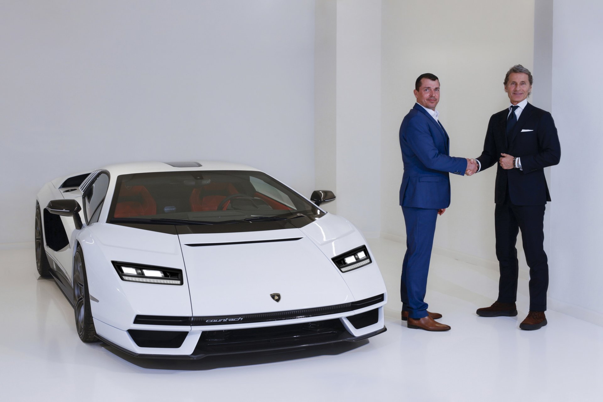 Lamborghini ประกาศความร่วมมือกับ Champagne Carbon ผู้ผลิตแชมเปญสุดพิเศษ