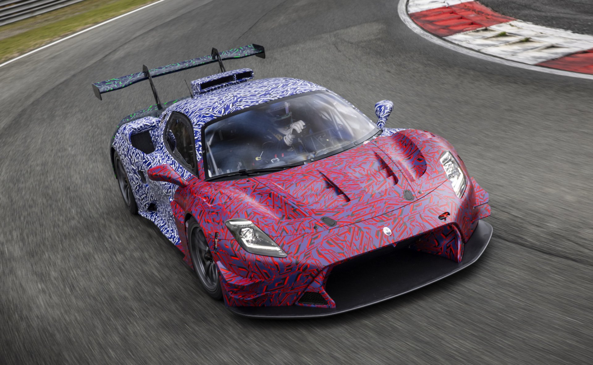 Maserati MC20 GT2 เริ่มวิ่งทดสอบในสนาม ก่อนเปิดตัวจริงเดือนมิถุนายนนี้