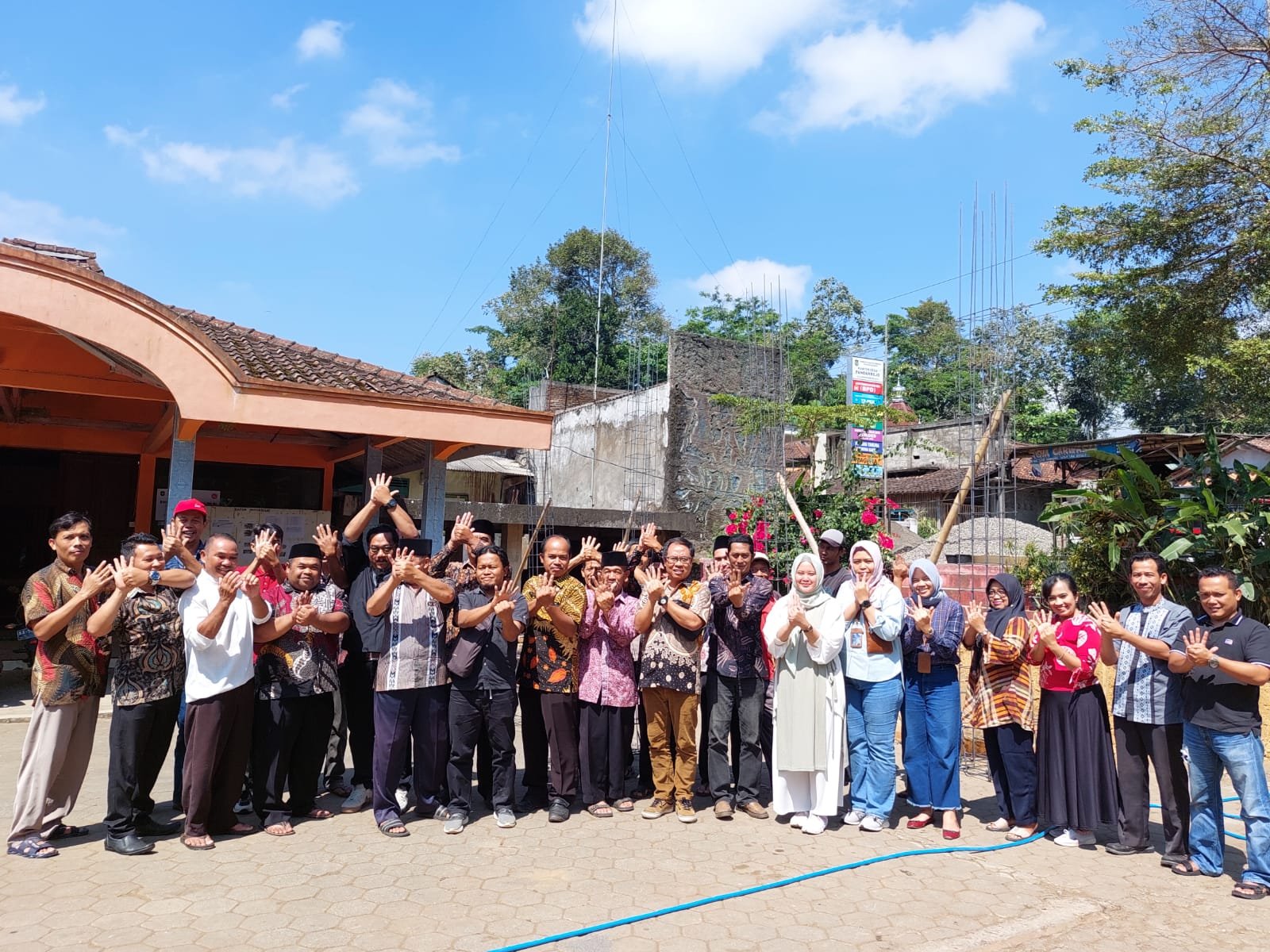 Peletakan Batu Pertama D'Seton Center Desa Pandanrejo!