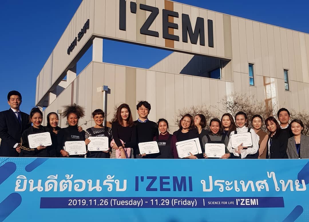 IZEMI KOREA NAIL ART TRAINING  SEASON 2 IZEMI KOREA NAIL ART TRAINING  SEASON 2