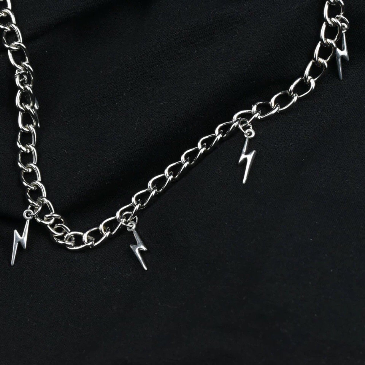 Thunder necklace