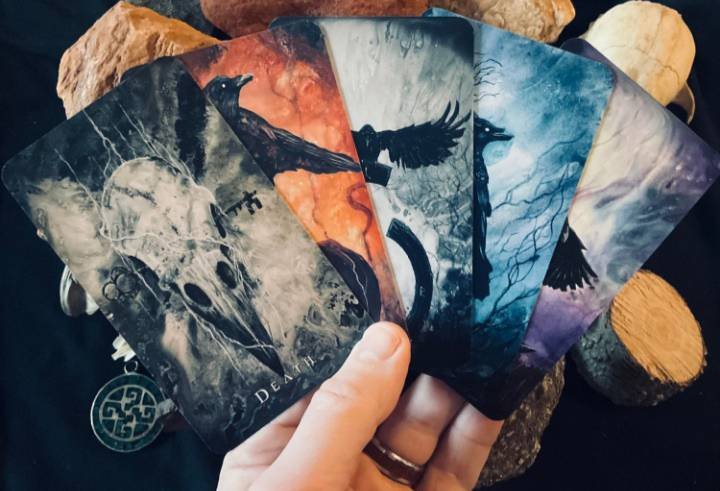 WISDOM OF THE RAVEN ORACLE DECK
