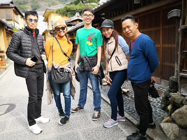AT Cosmatic 2019