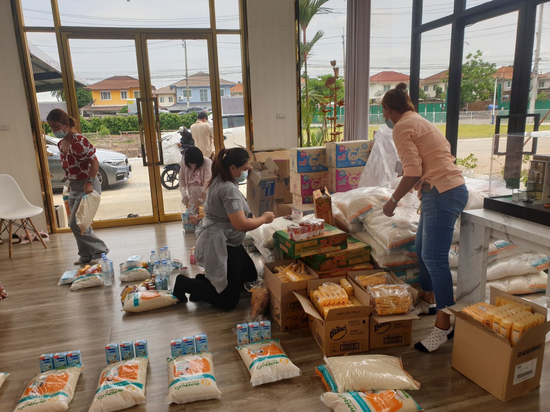 ถุงปันสุข ดีน่า , ถุงปันสุข , สู้โควิท , DENA , อุปกรณ์ห้องน้ำ