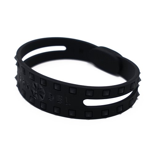 studs bracelet BlackxBlack