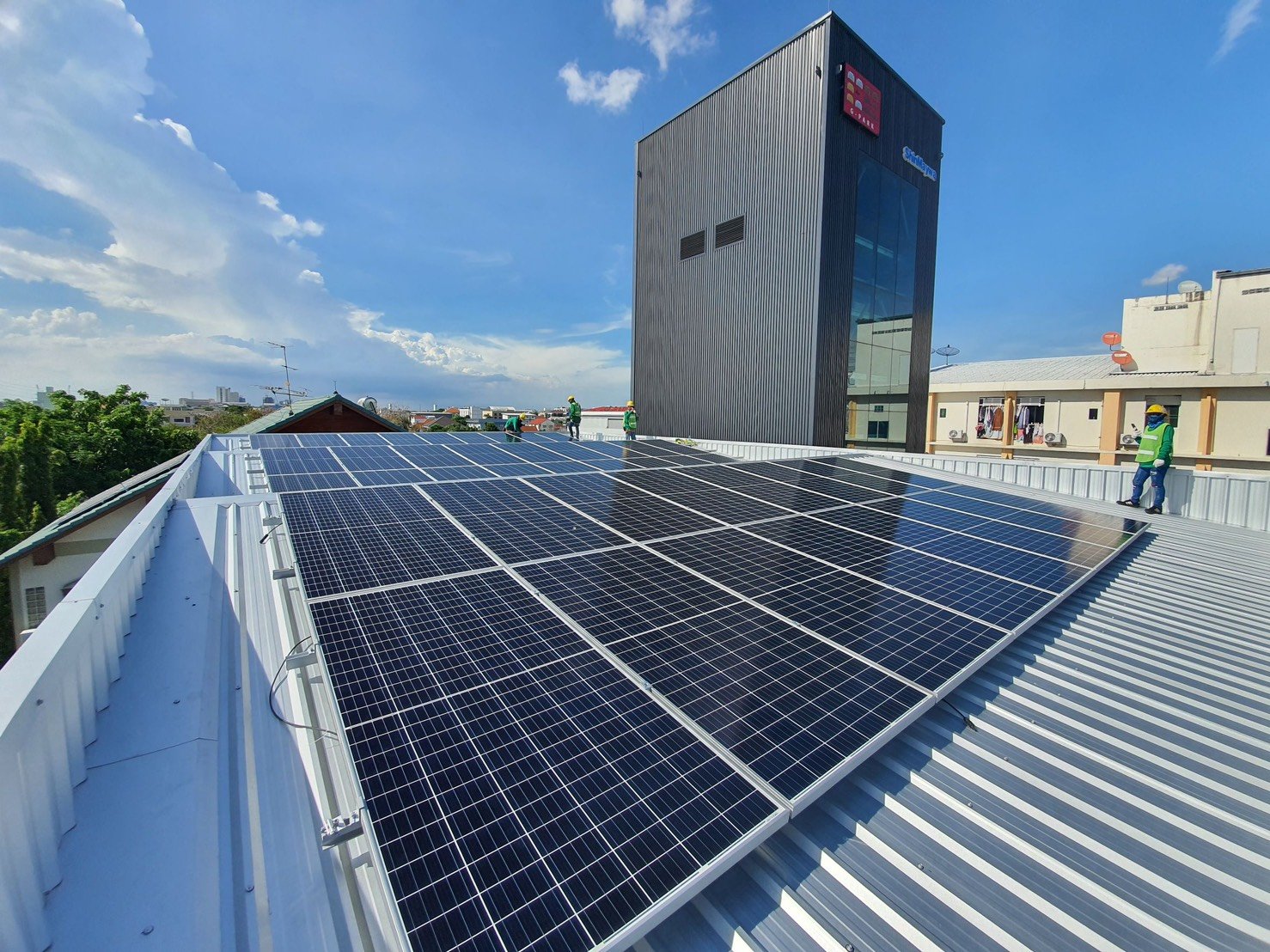 โครงการติดตั้ง Solar Cell G-PARK