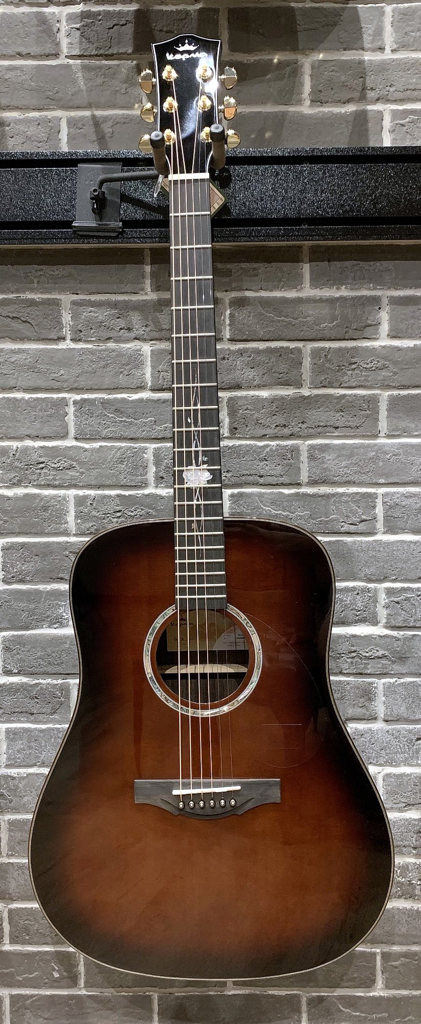 Kepma G1 D WA Solid Top Acoustic Guitar with TKL hardshell case