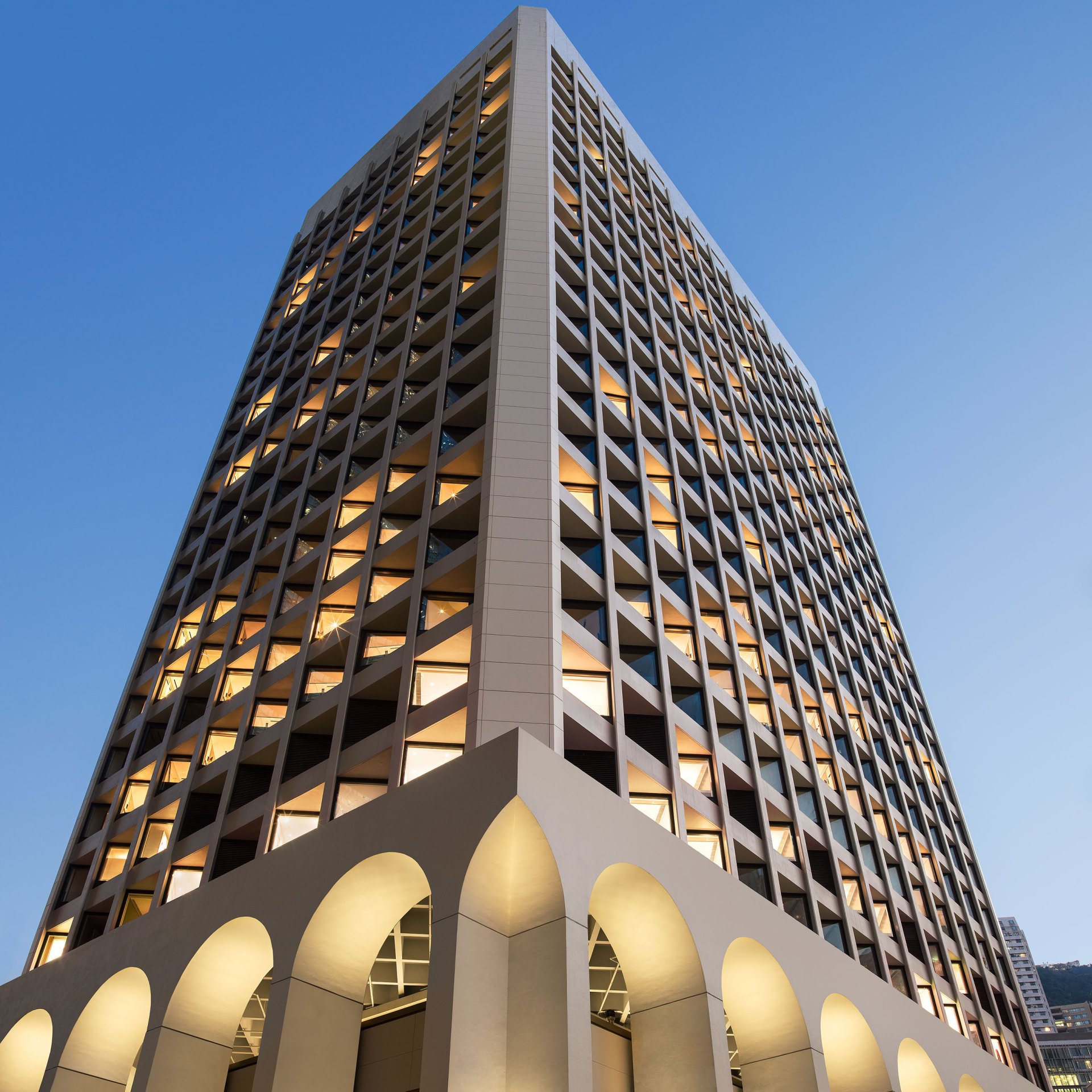 The Luxury Contemporary Chic Hotel