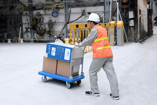 Luật định liên quan đến sử dụng xe đẩy trong môi trường công nghiệp