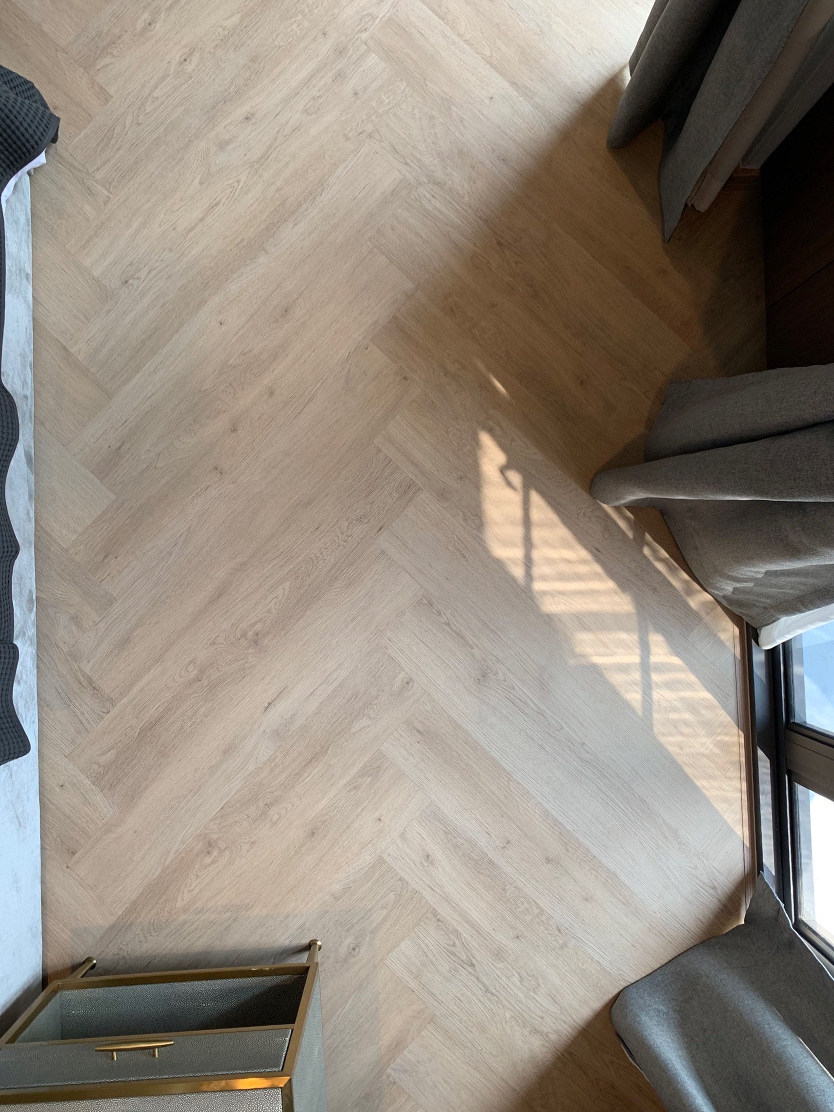 LONGWOOD OAK 1018 : COTTO ลายก้างปลา เรียบหรู มีสไตล์ - sjsourcing