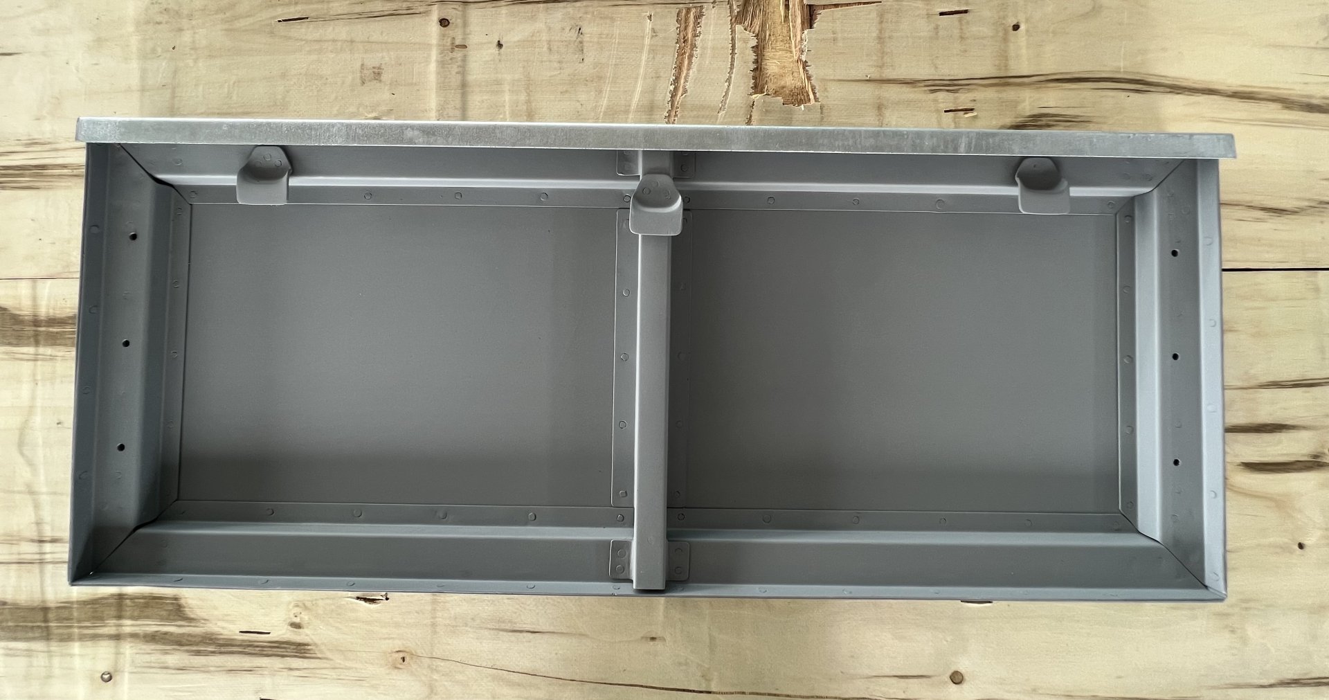 Tailgate Series 1 80", 86", 88" (WITHOUT Galvanized fittings)