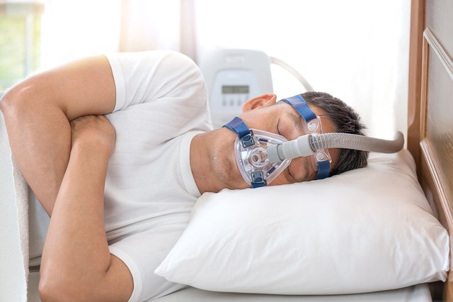 เครื่องอัดอากาศแรงดันบวก (CPAP) รักษานอนกรน หยุดหายใจขณะหลับ