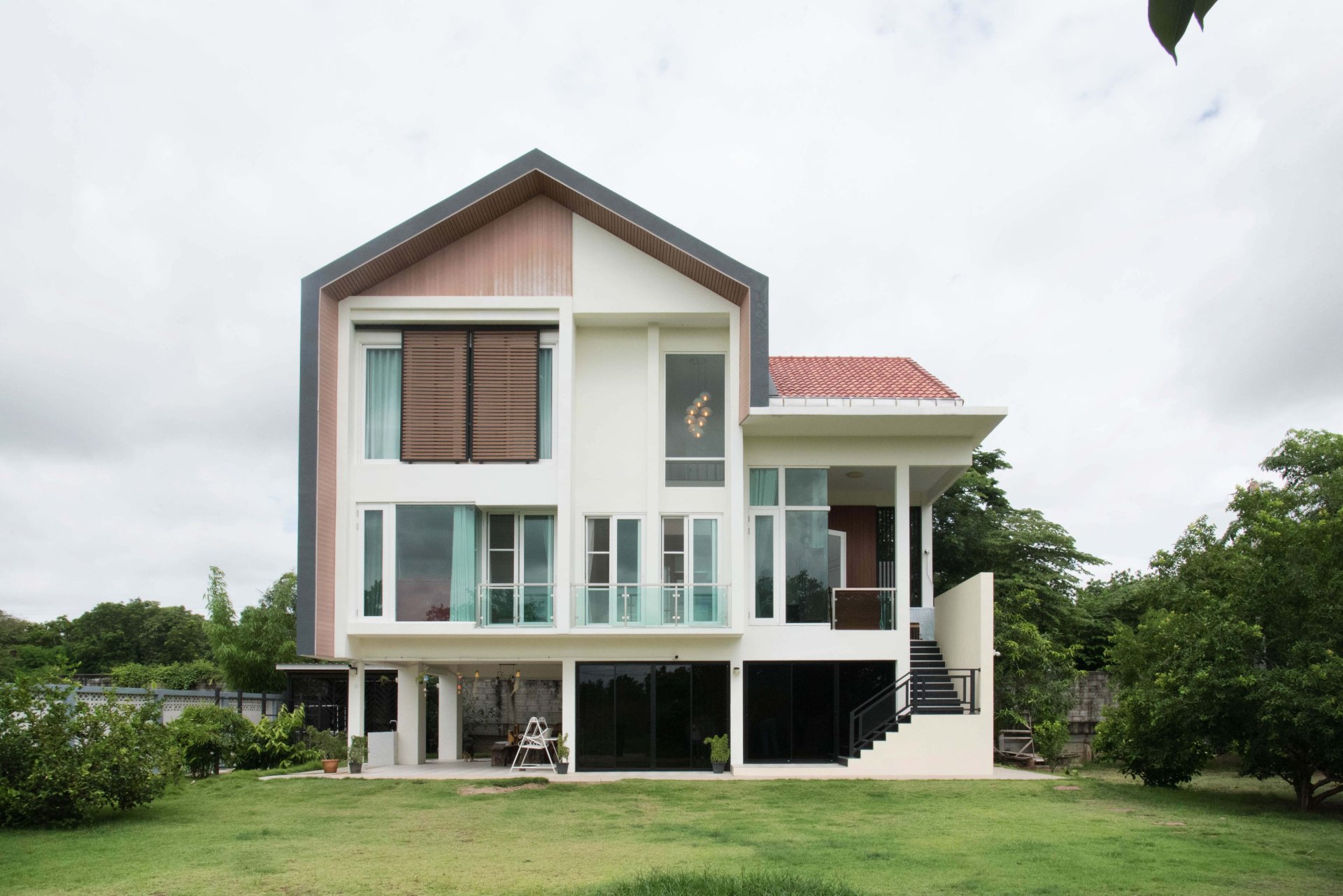 ธุรกิจรับสร้างบ้าน เกิดง่าย โตยาก ตายไม่มีฟื้น