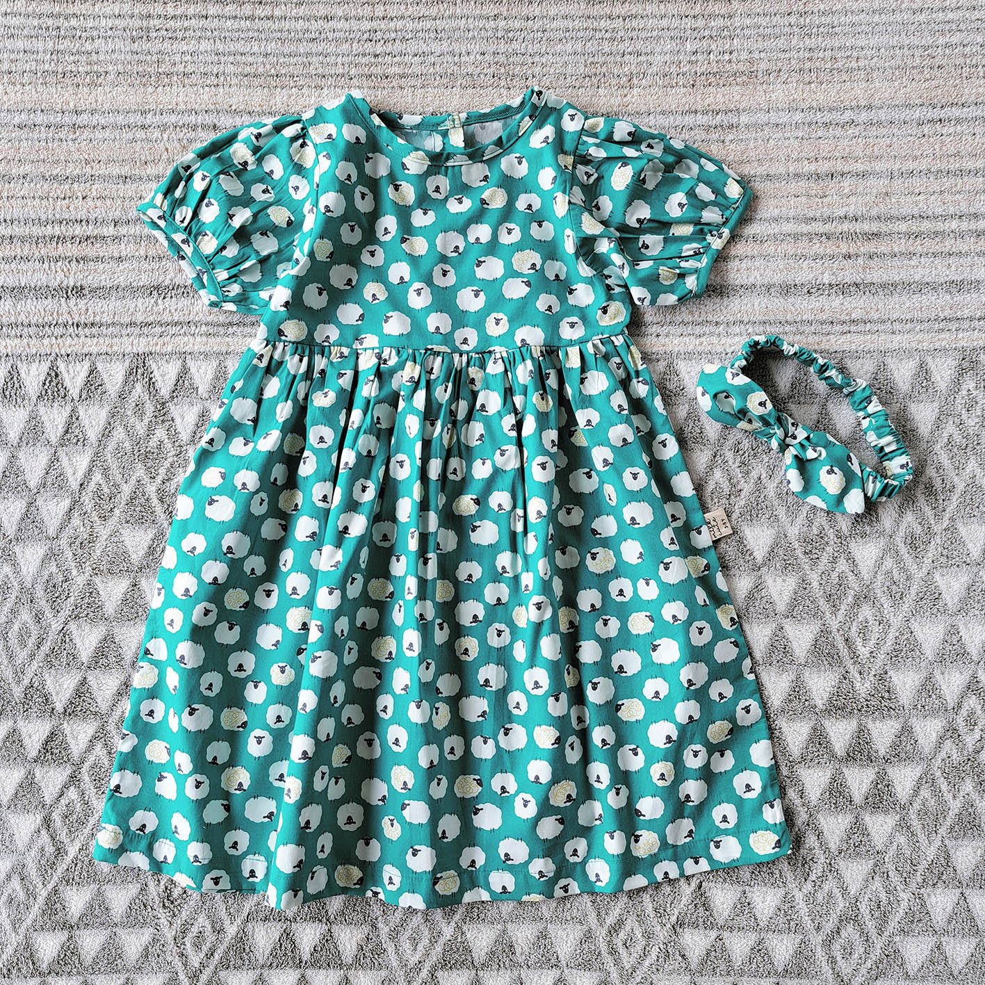 BUTTONS BACK PUFF SLEEVES GREEN SHEEP DRESS 100% PRINTED COTTON*HEADBAND NOT INCLUDED