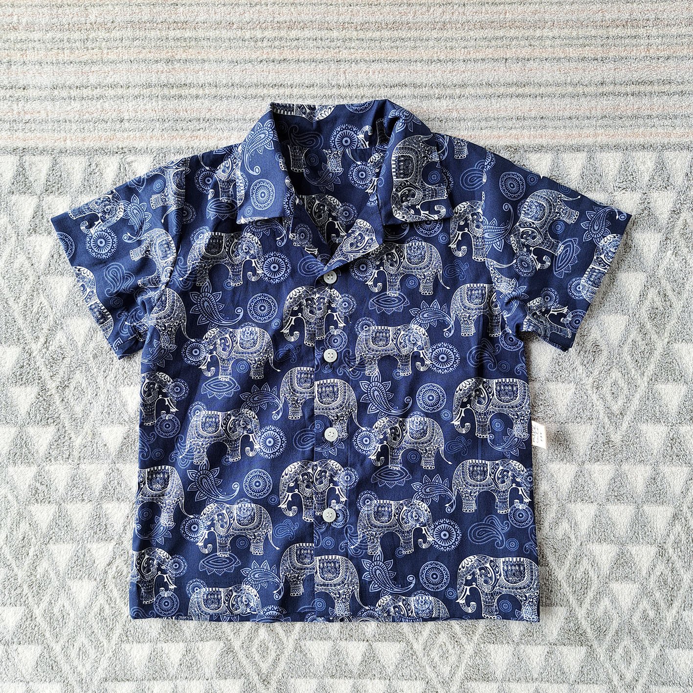 เด็กชาย-หญิง เสื้อเชิ๊ต 100% ผ้าคอตตอนพิมพ์ลายช้างสีน้ำเงินกรม