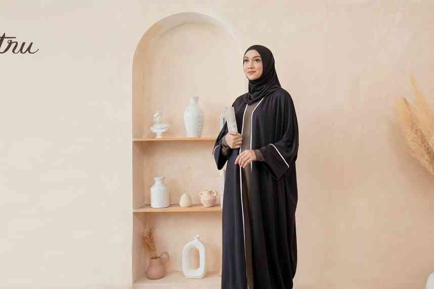  Ide OOTD Baju Abaya Hijab yang Anggun dan Elegan