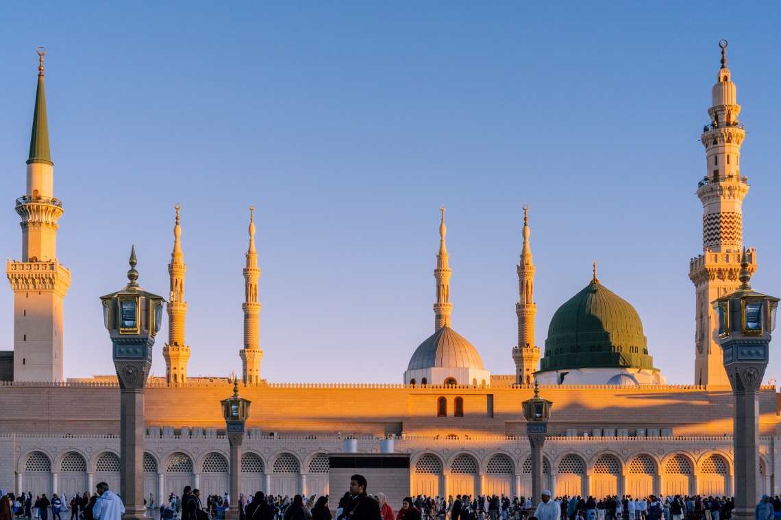 Masjid Nabawi di Madinah, Arab Saudi.