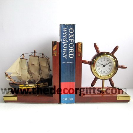 ที่กั้นหนังสือเรือใบ นาฬิกาพังงา งานไม้มุมทอง แนวทะเลคลาสสิก (1 คู่)