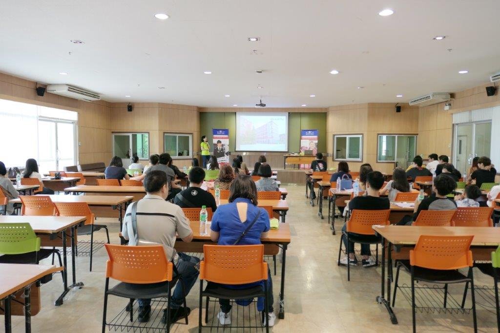 ปฐมนิเทศนักเรียนโครงการ Summer Camp ก่อนออกเดินทาง