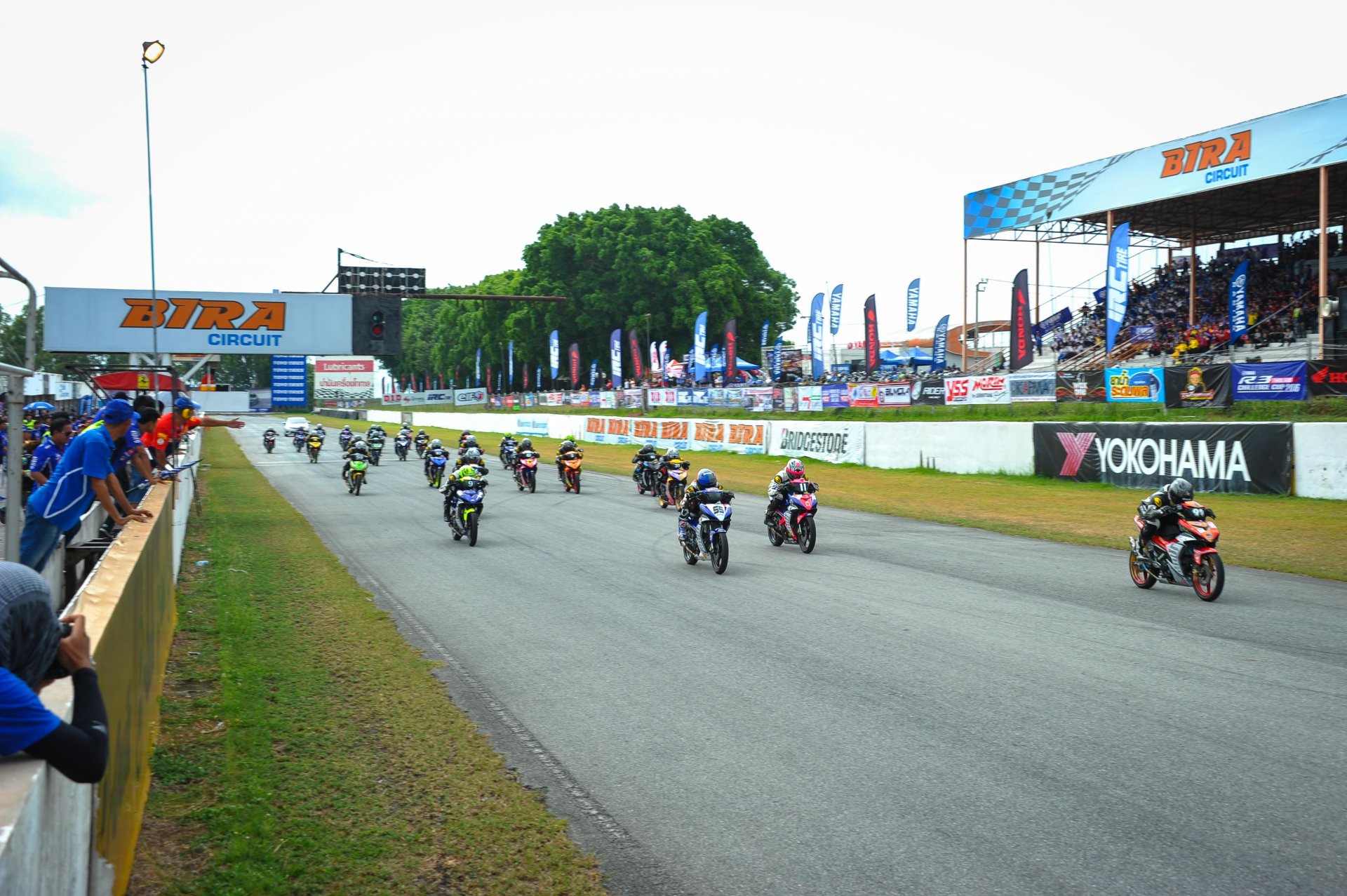 ยามาฮ่าสานต่อเกมการแข่งขัน Yamaha Moto Challenge Season 2 สนามที่ 3 