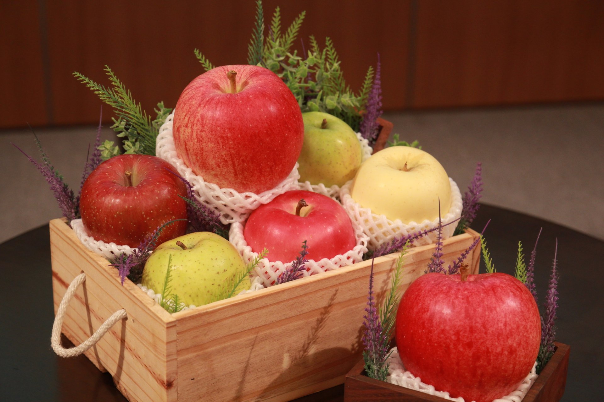 สมาคมความร่วมมือแอปเปิลจังหวัดอาโอโมริ ดึง “แพทตี้ อังศุมาลิน”  ร่วมชิมและเชิญชวนคนไทยรู้จัก “แอปเปิลอาโอโมริ” ของดีแดนญี่ปุ่น สมาคมความร่วมมือแอปเปิลจังหวัดอาโอโมริ ดึง “แพทตี้ อังศุมาลิน”  ร่วมชิมและเชิญชวนคนไทยรู้จัก “แอปเปิลอาโอโมริ” ของดีแดนญี่ปุ่น