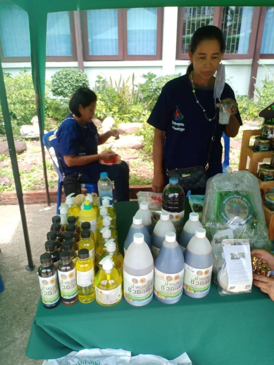 วช. นำนวัตกรรมเครื่องผลิตปุ๋ยหมักกำจัดวัชพืชและผักตบชวา โชว์ตลาดงานวิจัย ในงานวันสถาปนา 63 ปี วช. วช. นำนวัตกรรมเครื่องผลิตปุ๋ยหมักกำจัดวัชพืชและผักตบชวา โชว์ตลาดงานวิจัย ในงานวันสถาปนา 63 ปี วช.