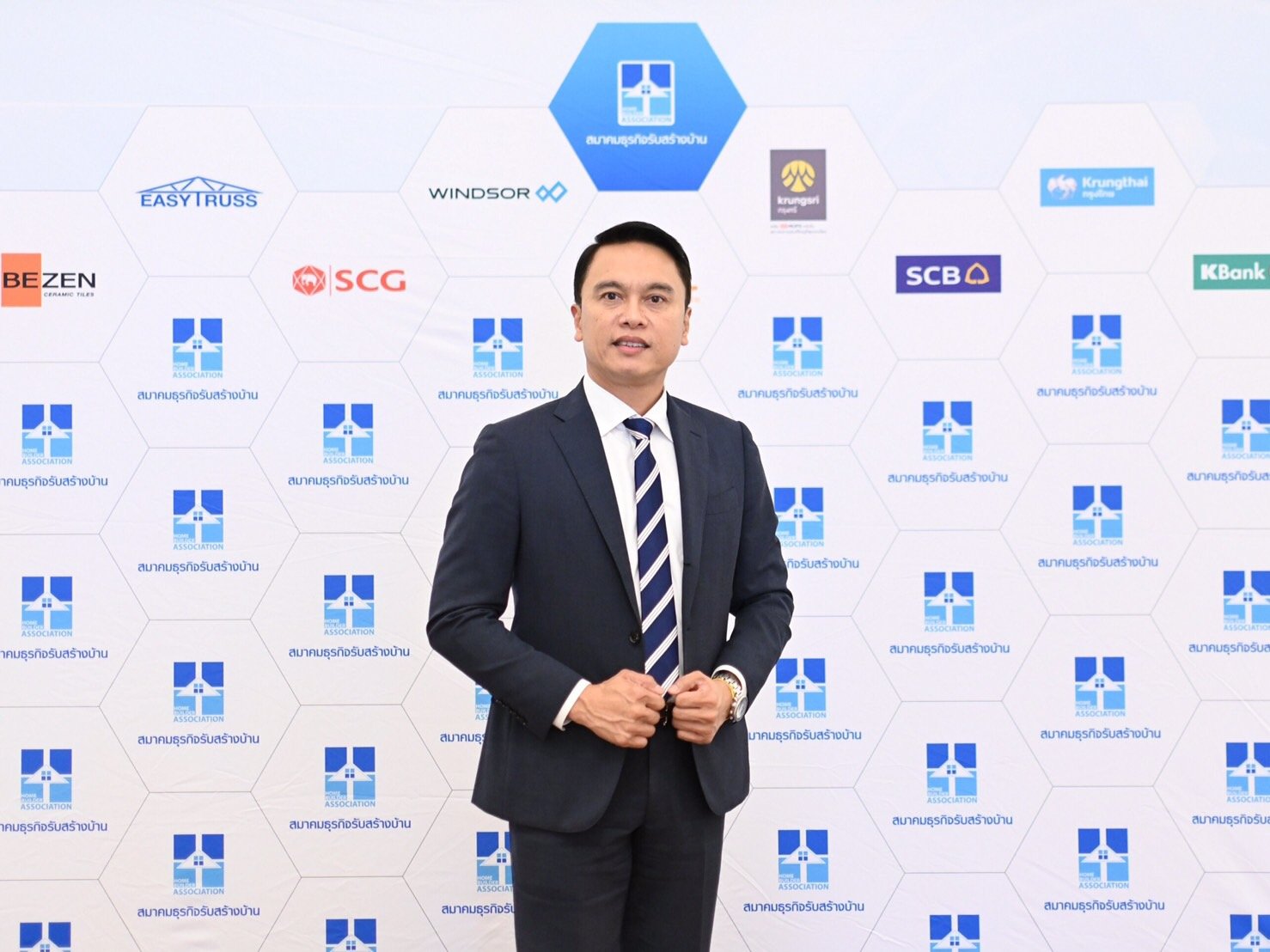 HBA งัดกลยุทธ์เร่งฟื้นกำลังซื้อครึ่งปีหลัง ลุยจัดงานรับสร้างบ้านและวัสดุ EXPO 2023 ตั้งเป้า 4,000 ล้าน HBA งัดกลยุทธ์เร่งฟื้นกำลังซื้อครึ่งปีหลัง ลุยจัดงานรับสร้างบ้านและวัสดุ EXPO 2023 ตั้งเป้า 4,000 ล้าน