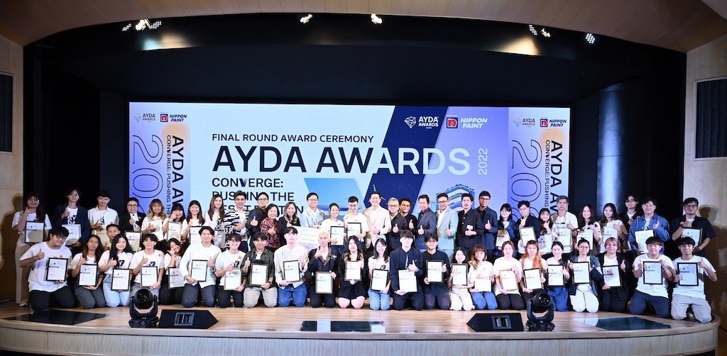 นิปปอนเพนต์ เผยโฉมสองผู้ชนะเลิศเวทีนักสร้างสรรค์รุ่นใหม่ Asia Young Designer Awards Thailand 2022 สนับสนุนแนวคิดการออกแบบแห่งอนาคต ให้มนุษย์เป็นหนึ่งเดียวกับสิ่งแวดล้อม ภายใต้คอนเซ็ปต์ "Converge, Pushing the Reset Button – การรวมกันเป็นหนึ่ง: กดปุ่มเ