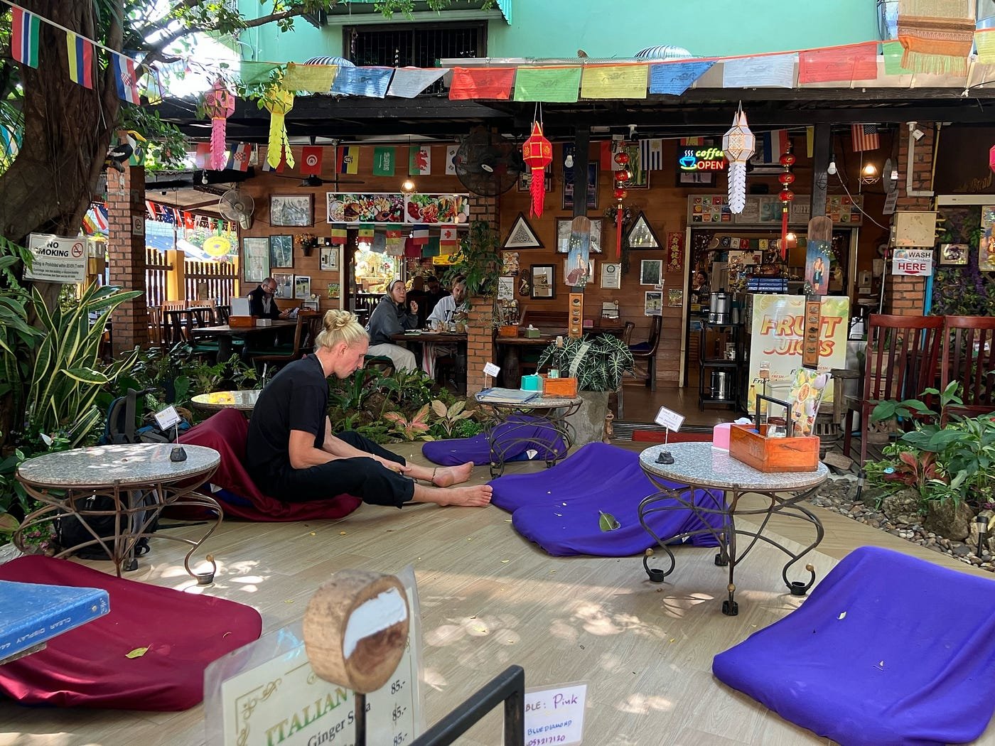 ประกันคาเฟ่ ราคาเริ่มต้นเท่าไหร่