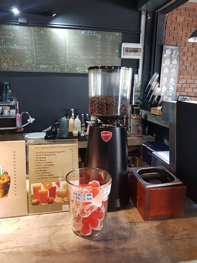 ร้านไอศครีม_ร้านไอศครีมที่อร่อย_ร้านไอศครีมที่อร่อยที่สุดในไทย_เดย์ไอศครีม