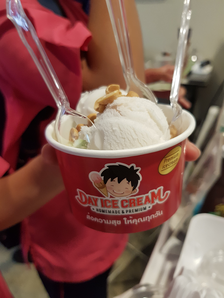 ร้านไอศครีม_ร้านไอศครีมที่อร่อย_ร้านไอศครีมที่อร่อยที่สุดในไทย_เดย์ไอศครีม