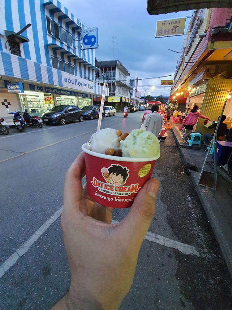 ร้านไอศครีม_ร้านไอศครีมที่อร่อย_ร้านไอศครีมที่อร่อยที่สุดในไทย_เดย์ไอศครีม