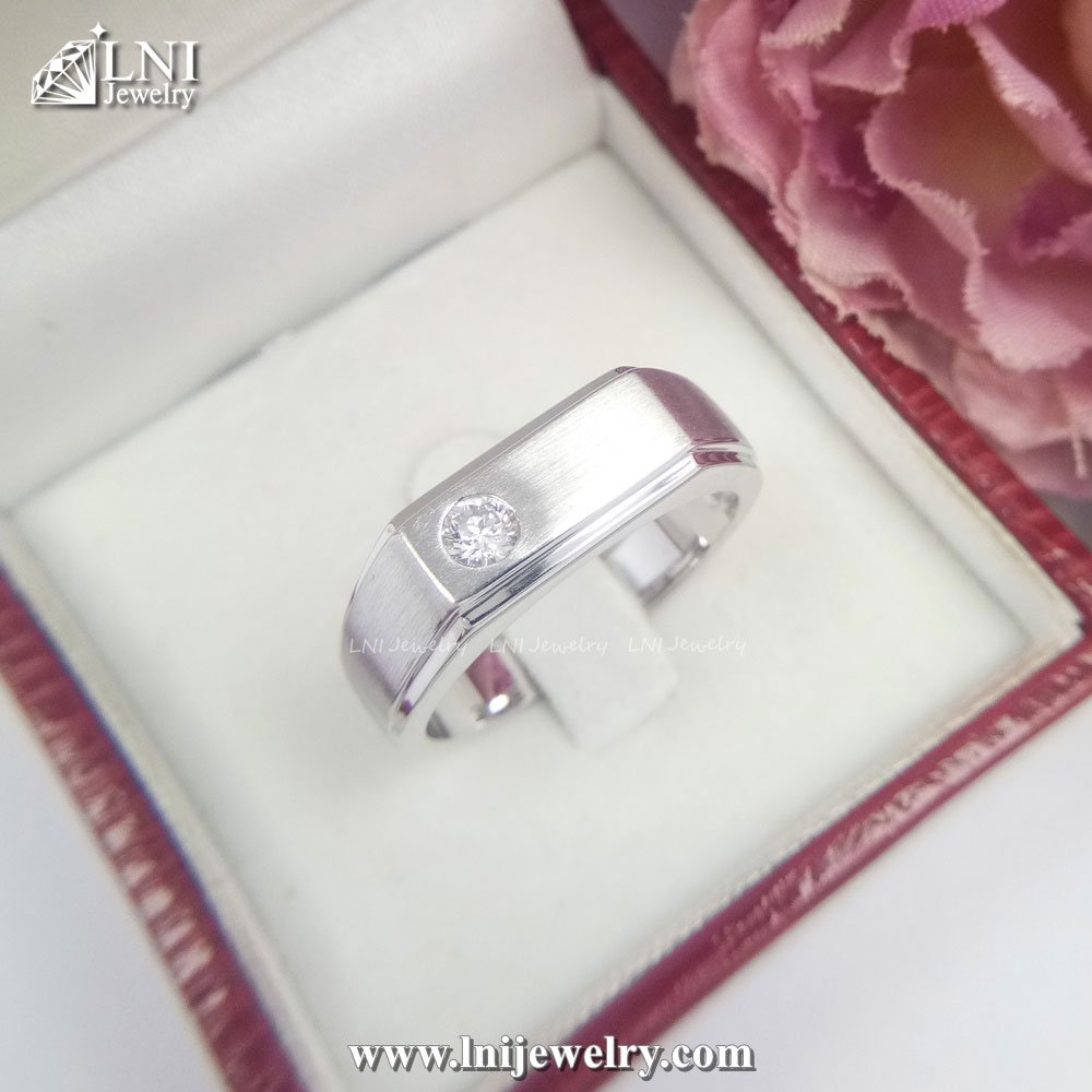 WD341 Single Diamond Ring