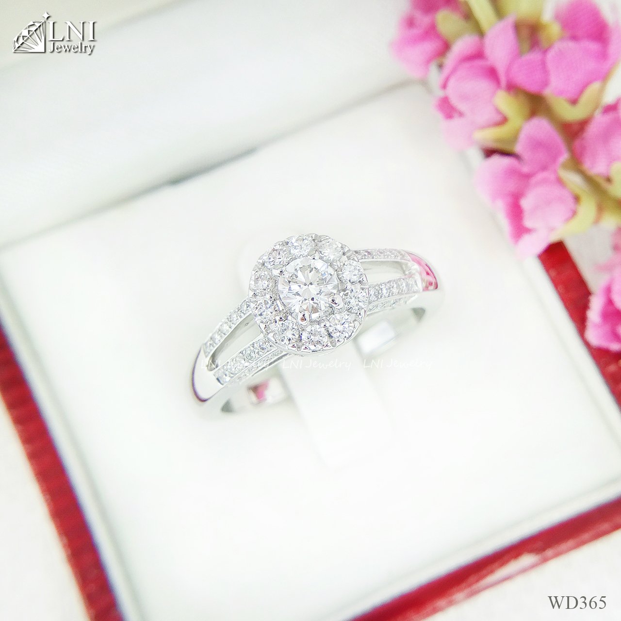 WD365 Halo Diamond Ring
