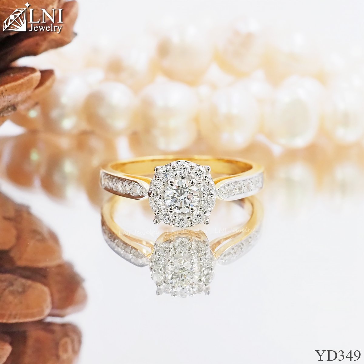 YD349 Halo Diamond Ring