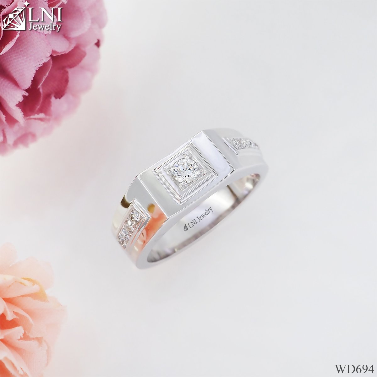 WD694 Diamond Ring