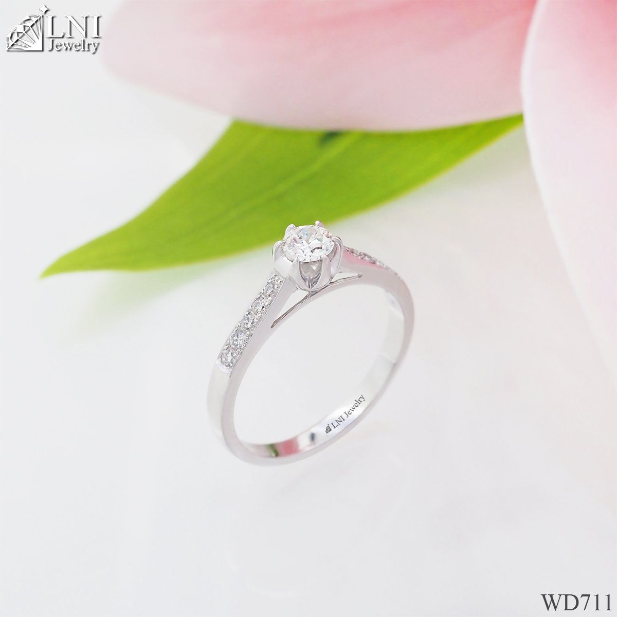 WD711 Diamond Ring