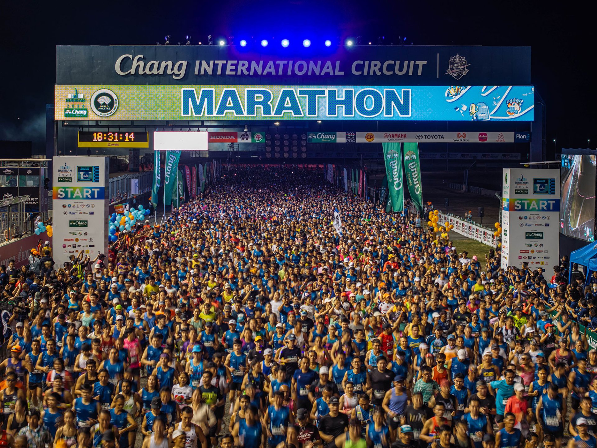 บุรีรัมย์ มาราธอน 2026 ฉลองทศวรรษสุดยิ่งใหญ่ สัญชัย ผงาดคว้าแชมป์สมัยที่ 7 ครองถ้วยพระราชทานฯ ท่ามกลางคลื่นนักวิ่งเกือบ 4 หมื่นคน