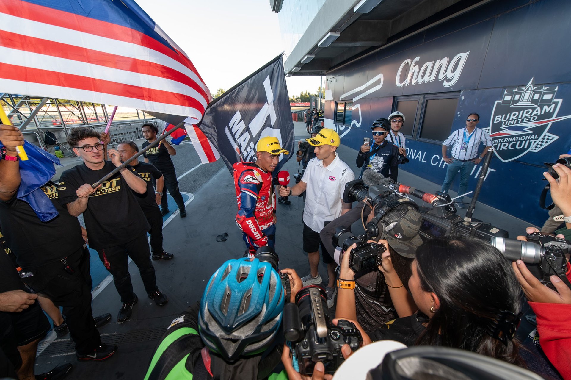 เจาะลึกศึก Asia Road Racing ทัพนักบิดไทยเตรียมปะทะดาวดังทวีป จัดเต็มความมันส์ไม่มีกั๊ก ครั้งแรกกับ Pitwalk-รถแห่สุดโจ๊ะกระหึ่มแทร็ก