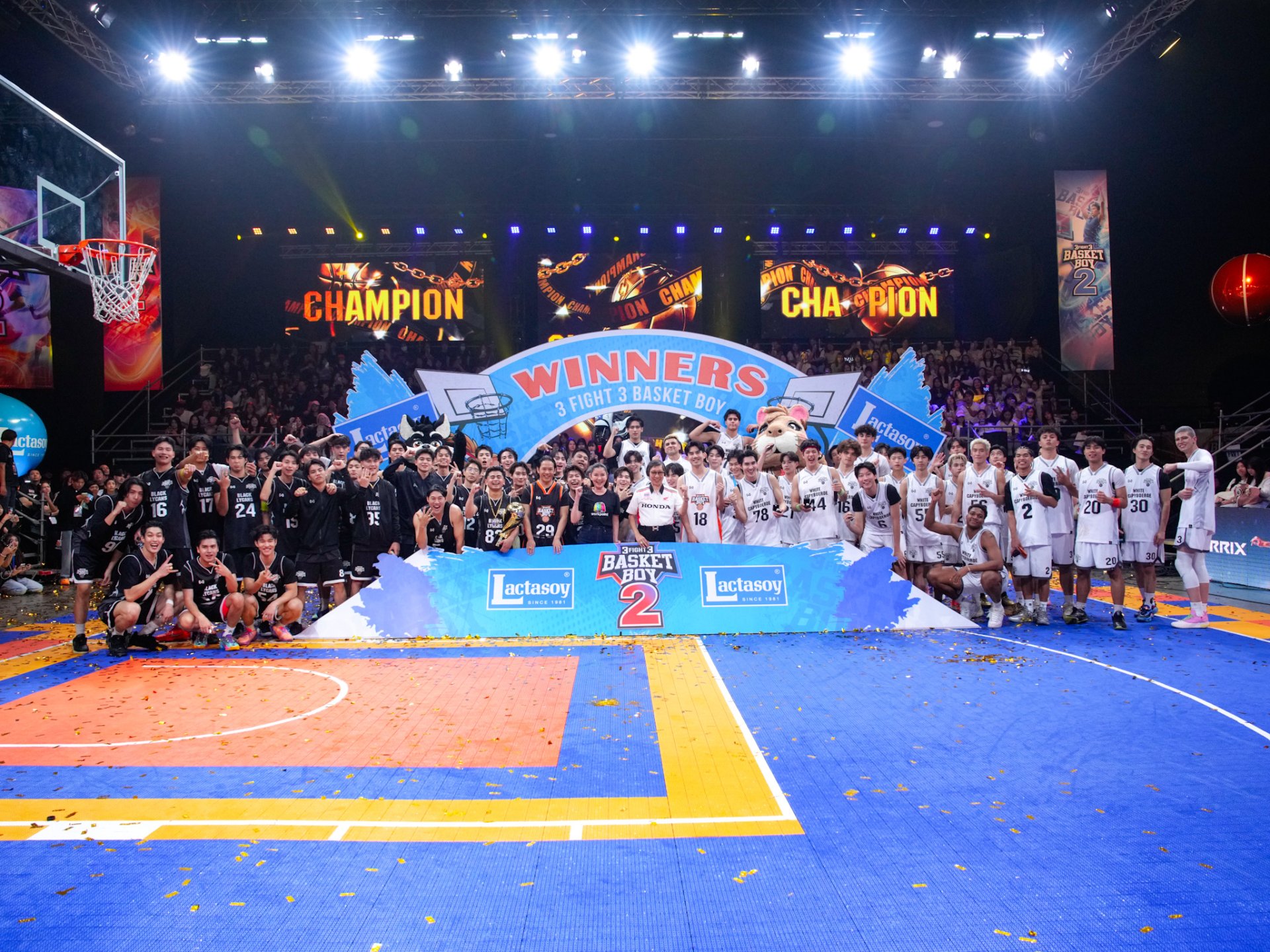 รถจักรยานยนต์ฮอนด้า ร่วมระเบิดความมันศึก 3FIGHT3 BASKET BOY Season 2 พร้อมมอบ New Honda SCOOPY ให้แก่ Top Fan Voted U23 Player