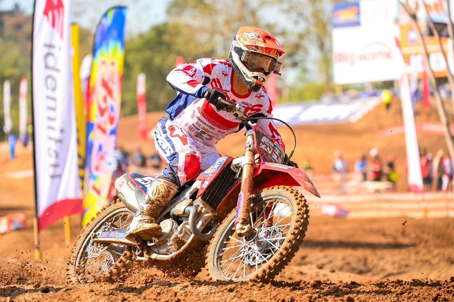 นีโม่-จิรัฎฐ์ เปิดฤดูกาลเดือด! บิด CRF450R คว้าโพเดียม Premier MX-1 ศึก FMSCT 2026 สนามแรก