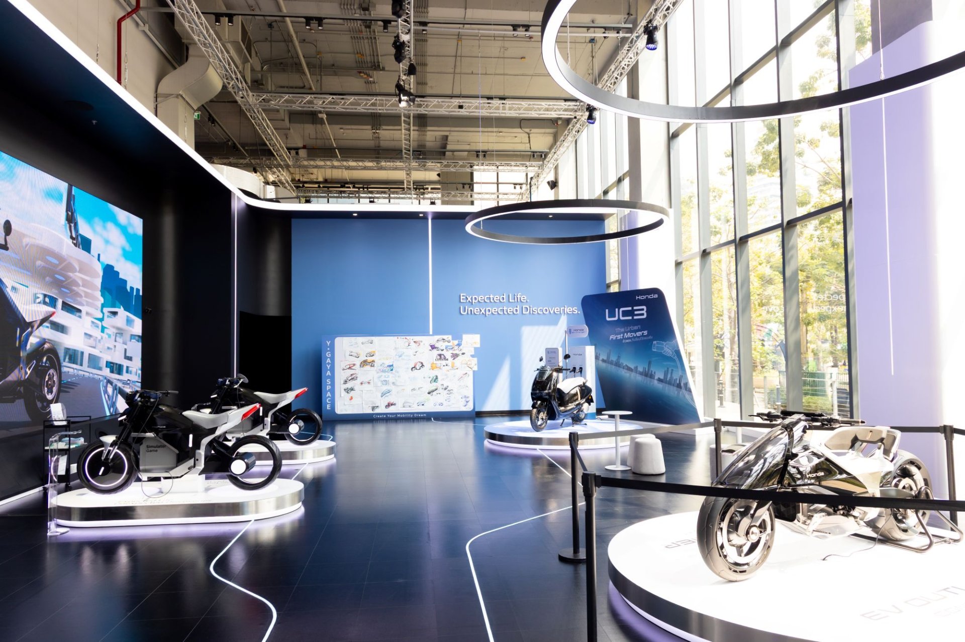 ฮอนด้า ชวนเปิดประสบการณ์โลกอนาคตที่ The M.O.V.E. by Honda สัมผัส New Honda UC3 พร้อมลิ้มรสไลฟ์สไตล์ใหม่ กับเมนูพิเศษจากการคอลแลปครั้งแรก The M.O.V.E. by Honda x UNHOUR