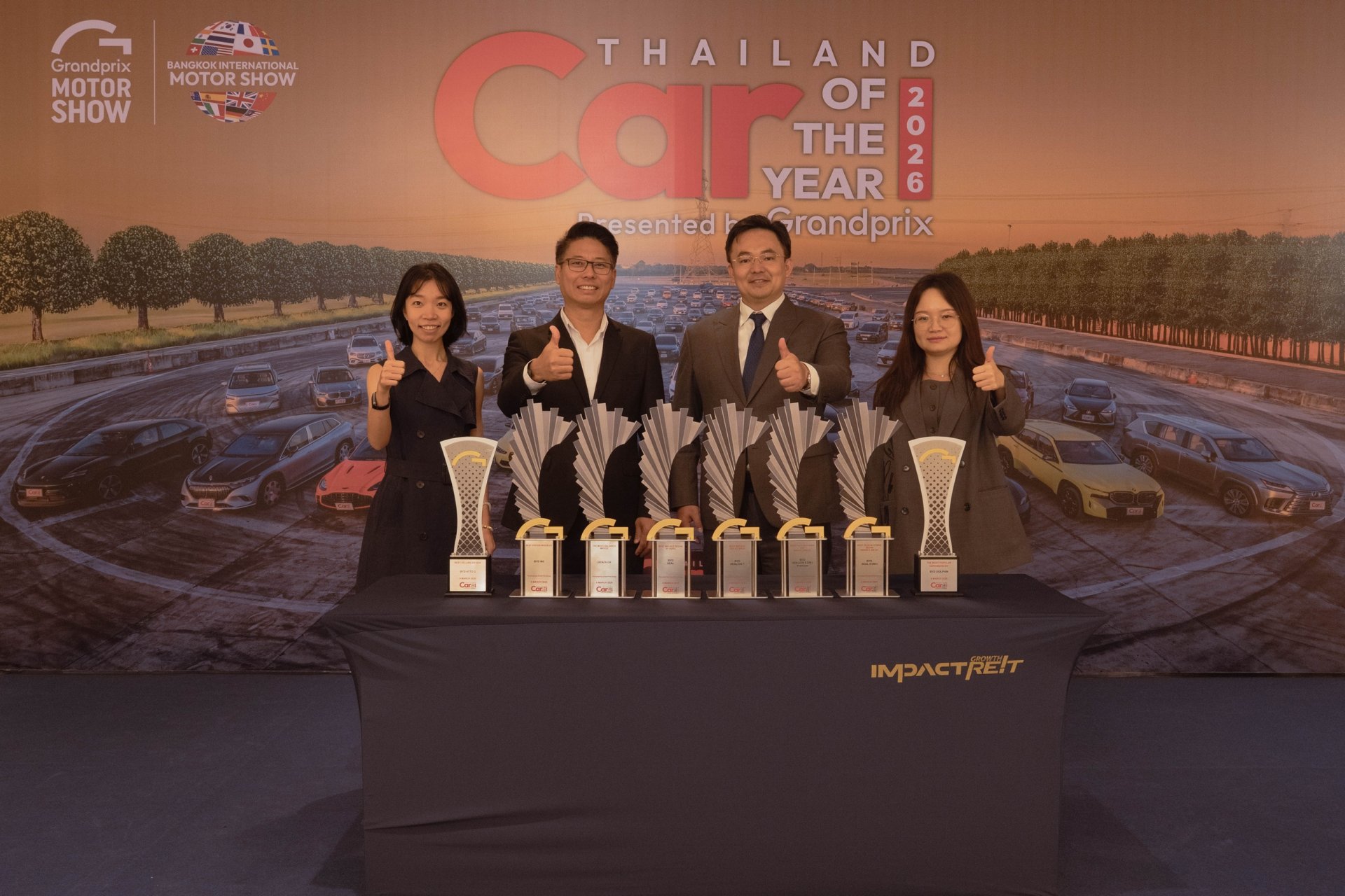 เรเว่ นำทัพรถยนต์พลังงานใหม่ 8 รุ่น จาก BYD และ DENZA กวาด 8 รางวัลรถยนต์ยอดเยี่ยมจากเวที Thailand Car of The Year 2026