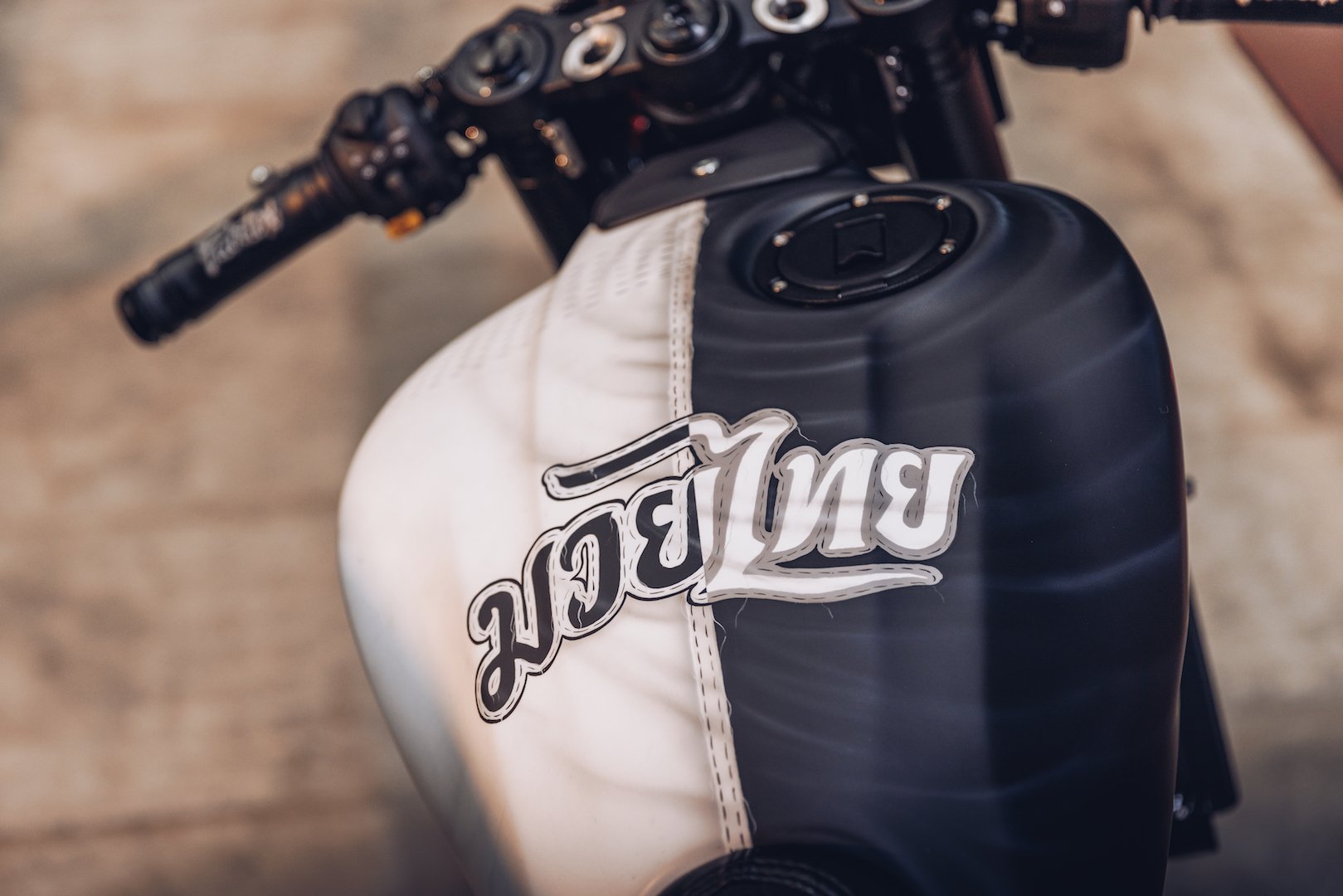 Royal Enfield เปิดตัว Urban Striker  โปรเจกต์คัสตอม Guerrilla 450 สุดดุดันสไตล์นักสู้