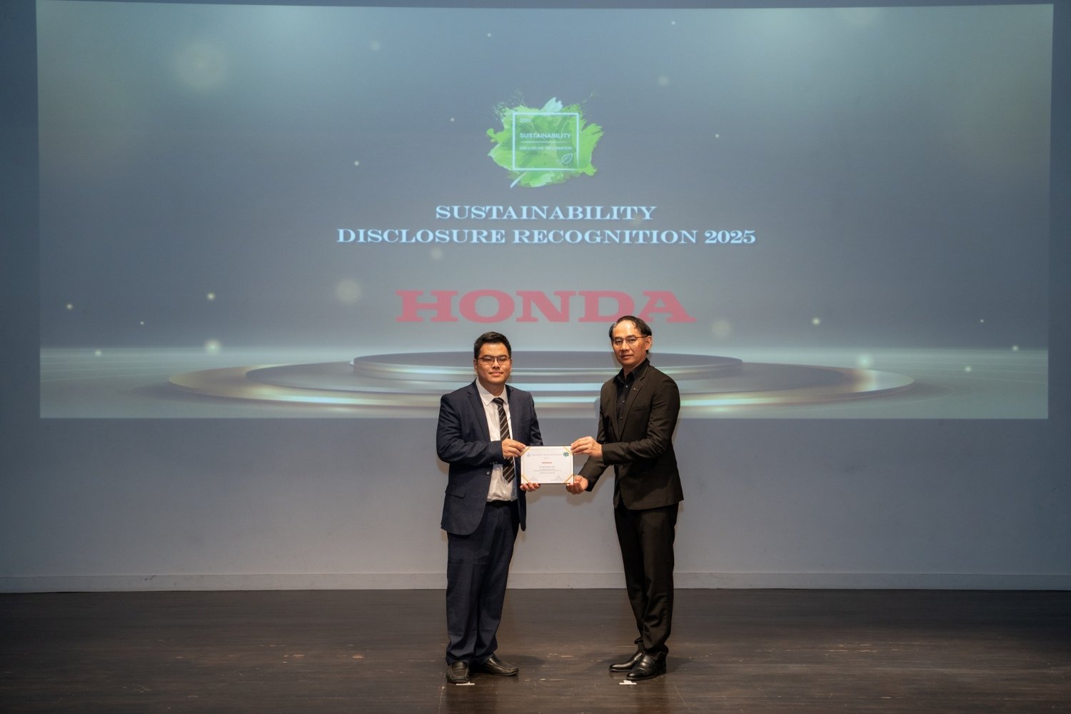 ไทยฮอนด้า รับรางวัล Sustainability Disclosure Recognition จากสถาบันไทยพัฒน์ ตอกย้ำมาตรฐานการดำเนินงานด้านความยั่งยืนครบทุกมิติ